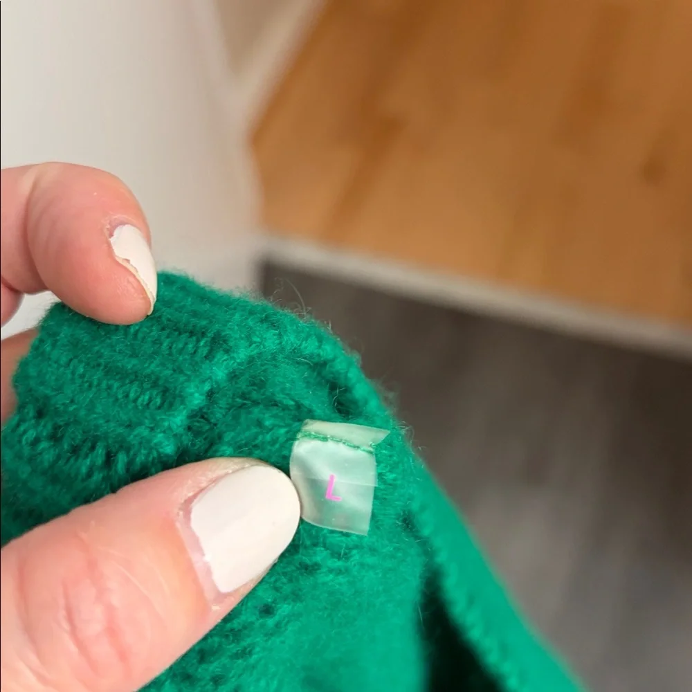 From Future 100% Cashmere Green Mock Turtleneck Sweater - Picture 14 of 14